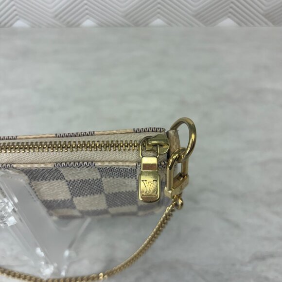 Louis Vuitton Damier Azur Mini Pochette - Picture 2 of 6